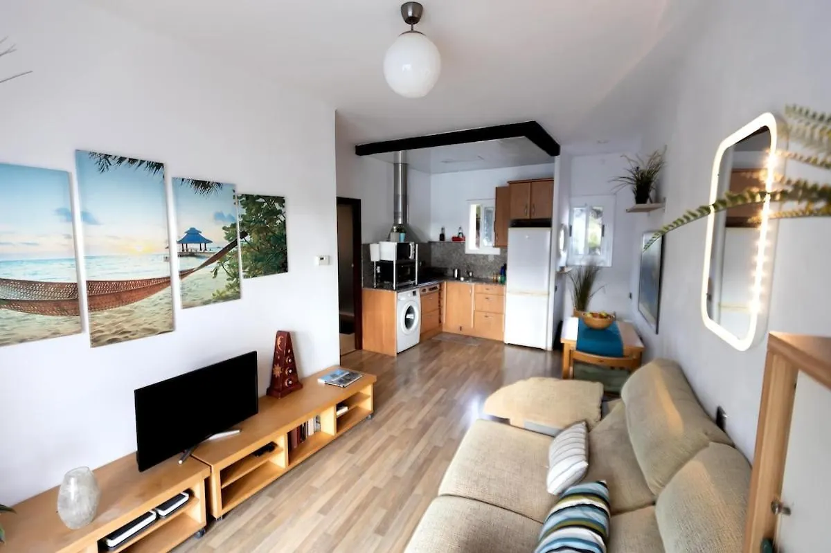 Apartment With Pool 50 Meters To The Beach Castelldefels