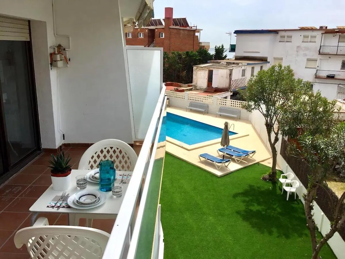 Apartment With Pool 50 Meters To The Beach Castelldefels