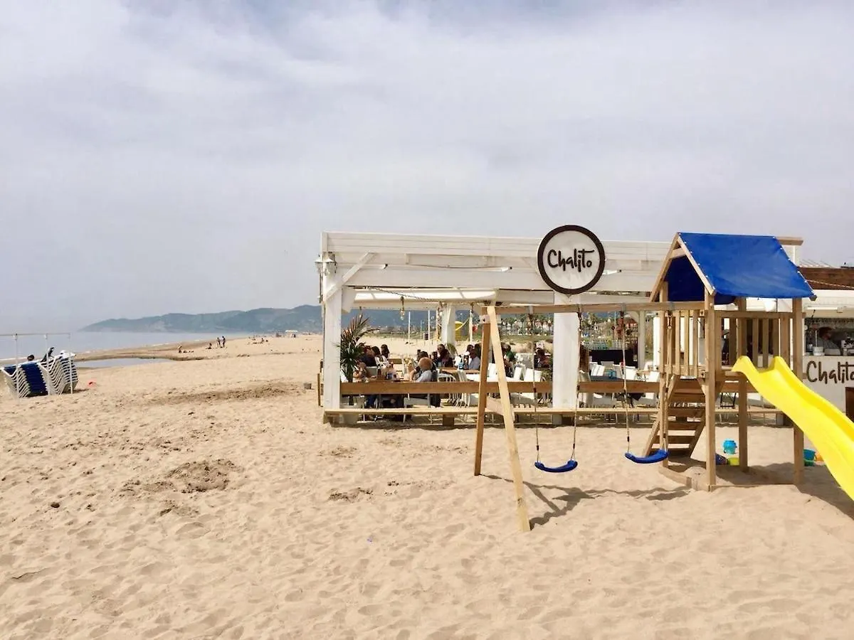 Apartment With Pool 50 Meters To The Beach Castelldefels