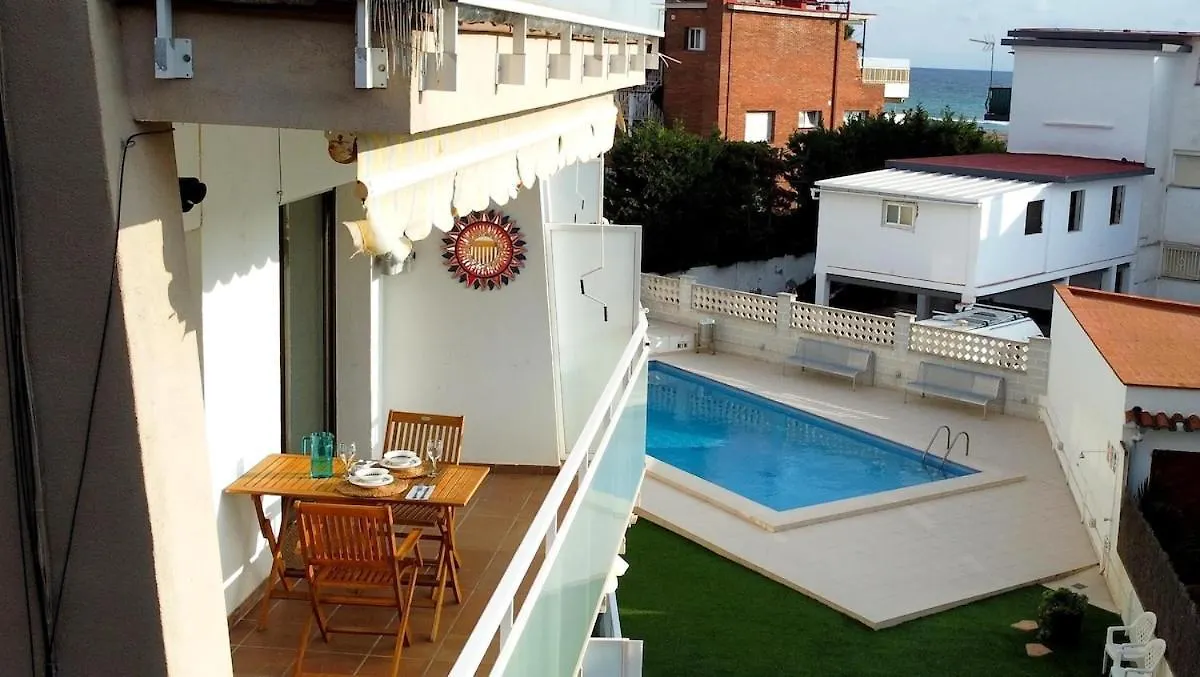 Apartment With Pool 50 Meters To The Beach Castelldefels